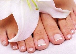 Prévention de l'apparence du champignon sur les ongles des jambes